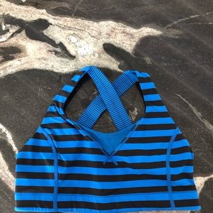 Lululemon sports bra